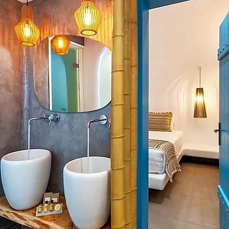 Hotel Evgenia & By Calm Collection